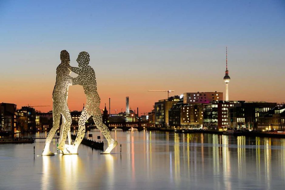 Valentino dienai artėjant: penki romantiškiausi Europos miestai