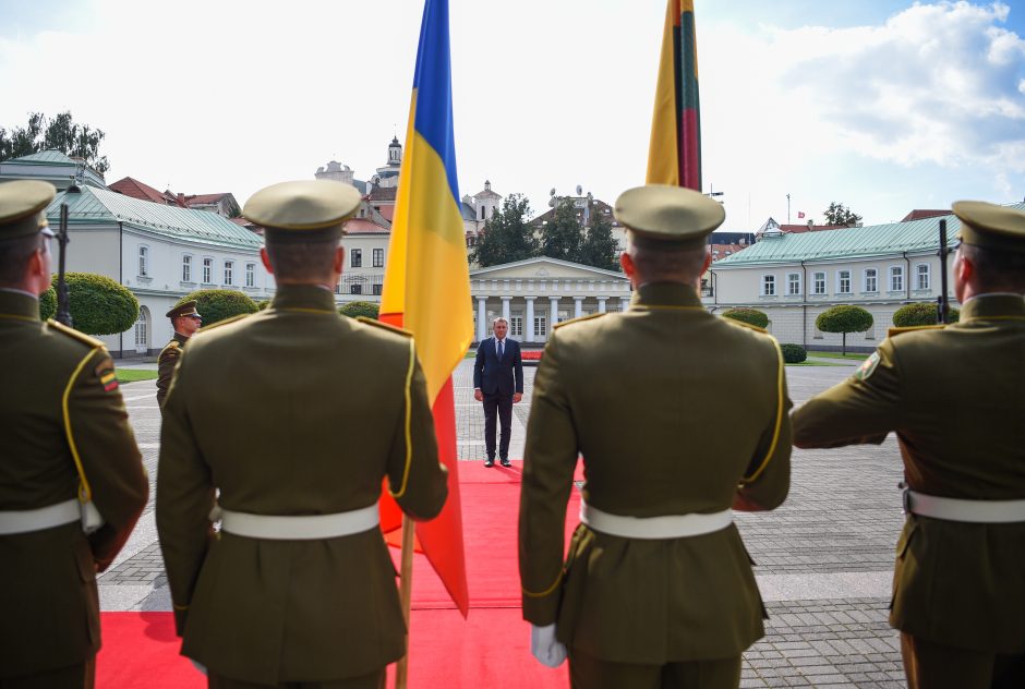Darbą pradeda nauji Vokietijos, Latvijos ir Rumunijos ambasadoriai Lietuvoje