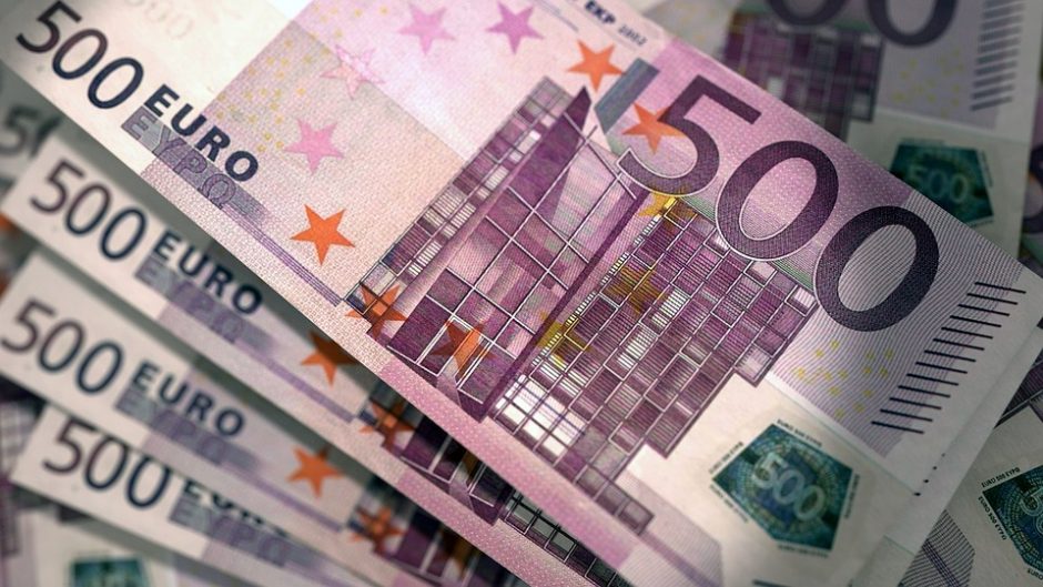 Klaipėdietis sukčiams atidavė iš banko pasiskolintus 15 tūkst. eurų