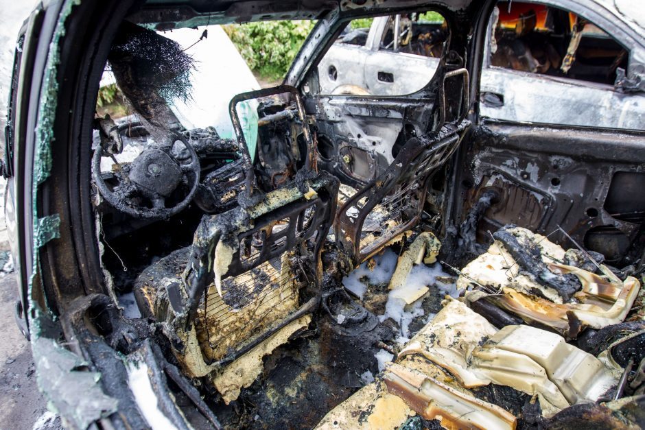 Radviliškio rajone vyras įtariamas pavogęs ir sudeginęs automobilį