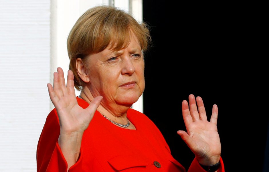 A. Merkel sako, kad dyzeliniai automobiliai vis dar turi ateitį