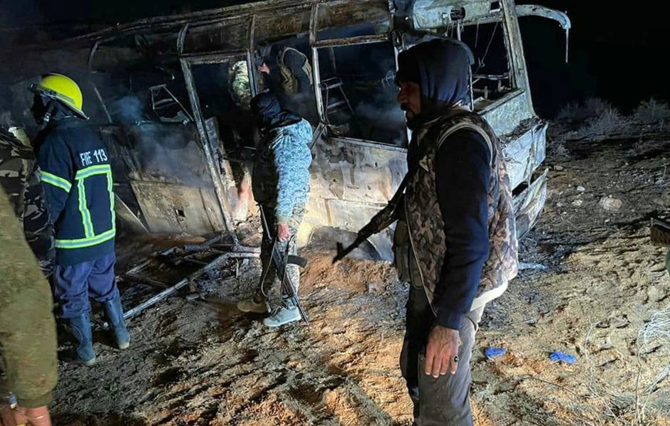 SOHR: per džihadistų ataką Rytų Sirijoje žuvo mažiausiai 30 sirų karių