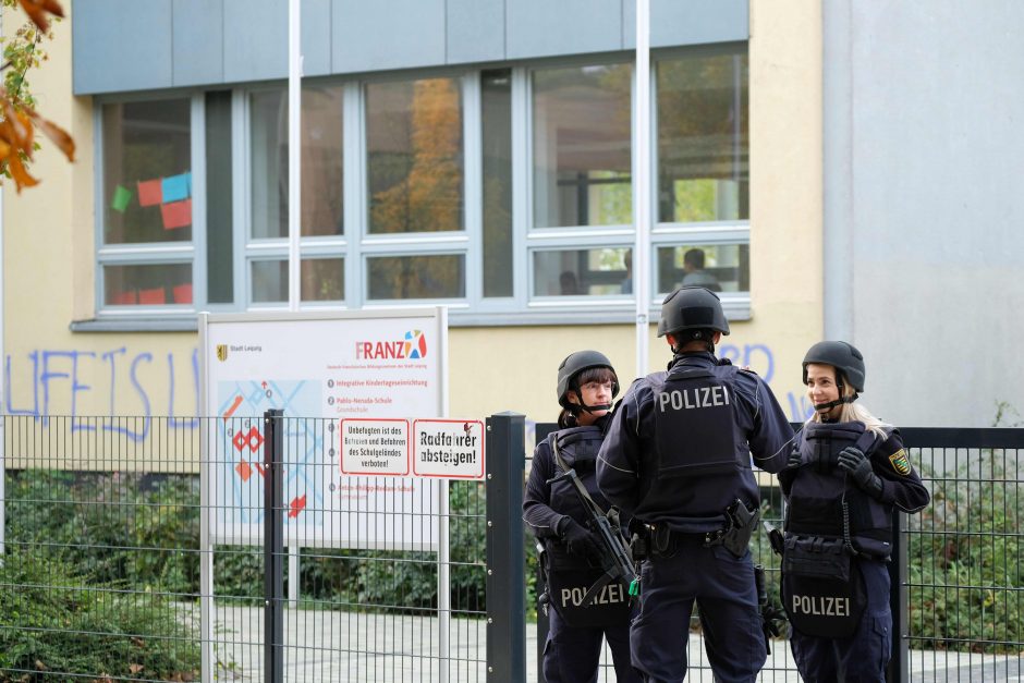 Vokietijoje per šaudymą grožio salone žuvo vyras, sužeista moteris