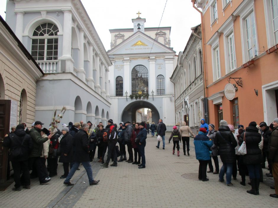 Vilniaus bažnyčioje girtas vyras užpuolė kunigą