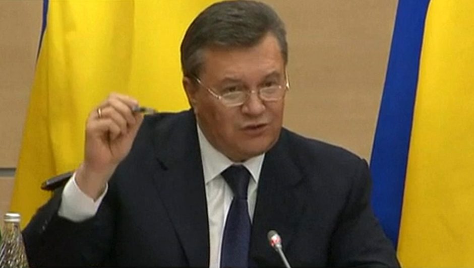 Kijevas reikalauja skirti V. Janukovyčiui 15 metų laisvės atėmimo bausmę