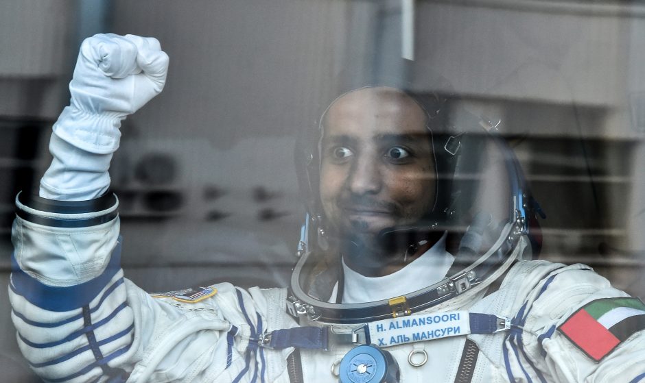 Pirmą kartą į kosmosą pakilo Jungtinių Arabų Emyratų astronautas