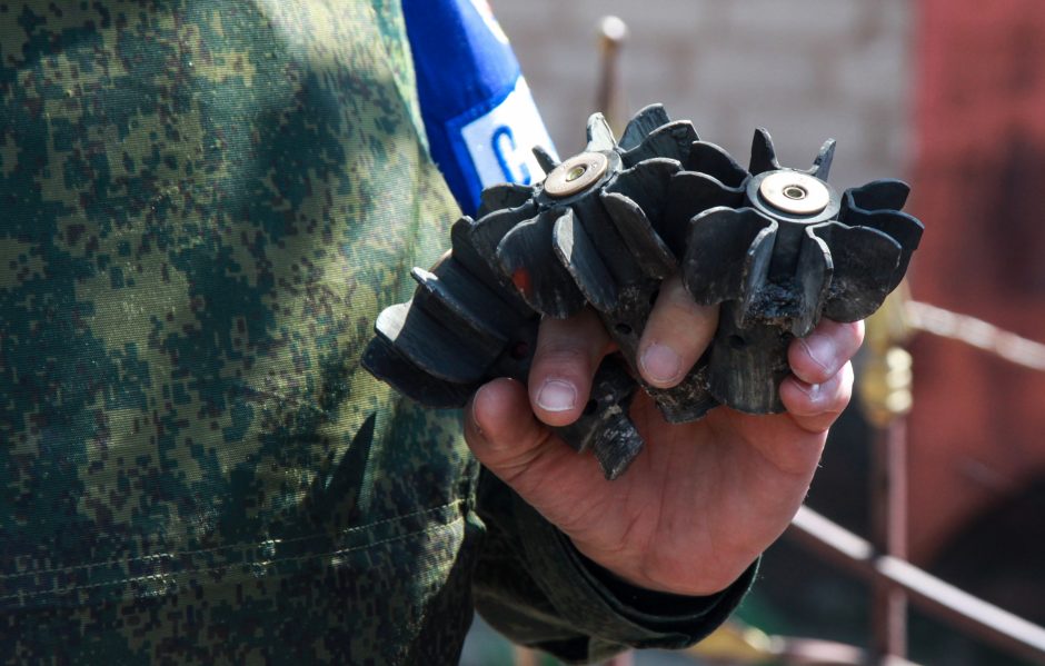 Rytų Ukrainoje žuvo vienas, sužeisti du ukrainiečių kariai