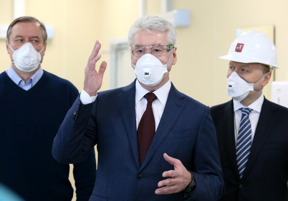 Maskvoje nuo antradienio švelninami dėl koronaviruso pandemijos įvesti apribojimai