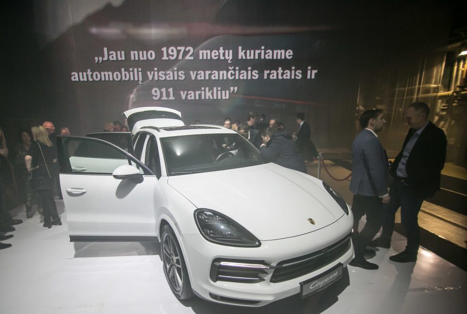 Lietuvoje –  naujausio „Porsche Cayenne“ premjera
