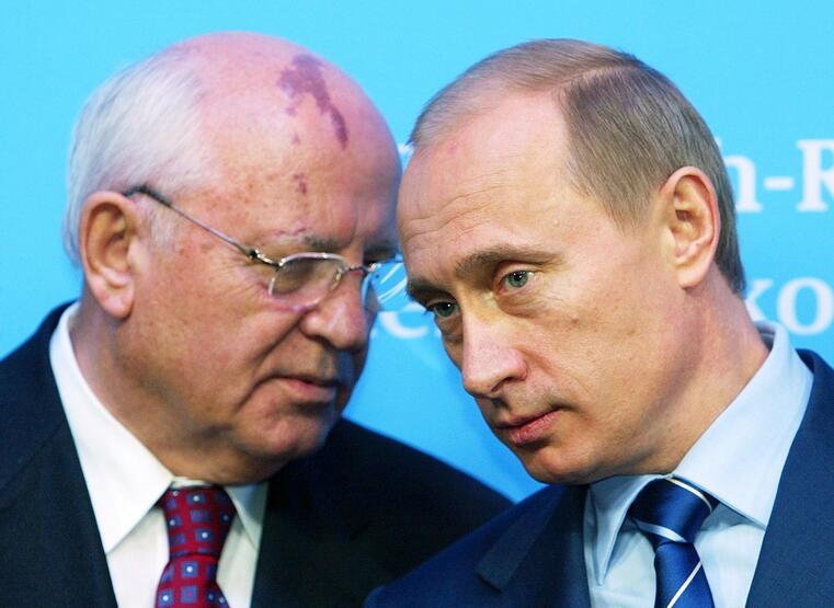 Michailas Gorbačiovas ir Vladimiras Putinas
