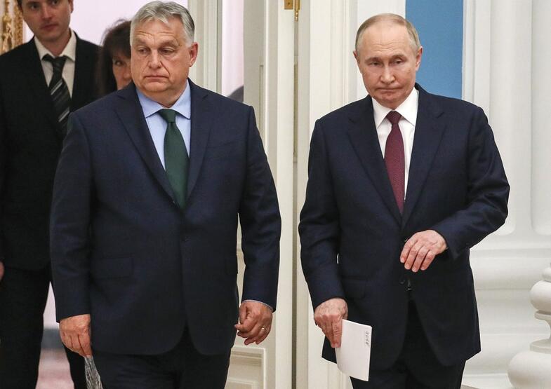 Viktoras Orbanas (kairėje) ir Vladimiras Putinas (dešinėje)