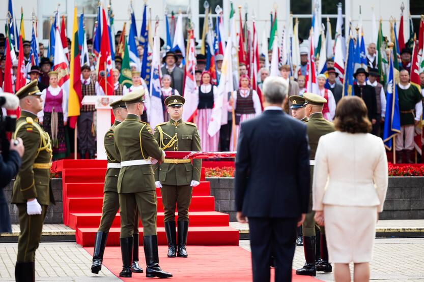 Iškilminga Respublikos Prezidento vėliavos keitimo ceremonija