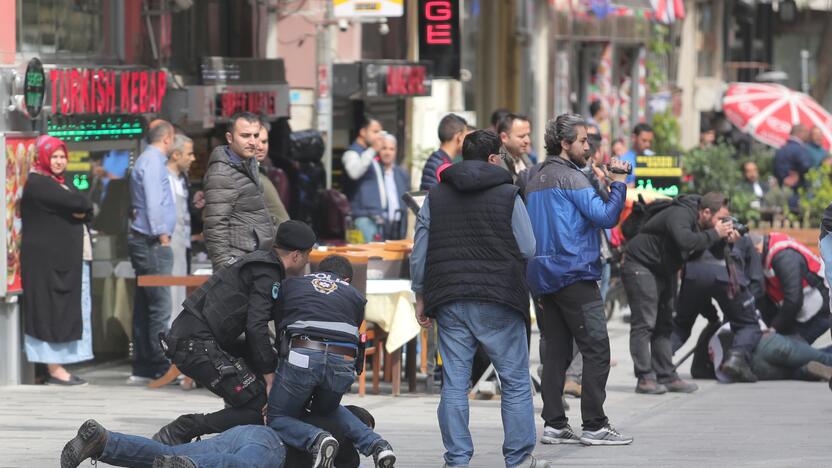 Tarptautinės darbo dienos protestai pasaulyje