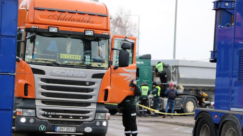 Muitinės ir policijos reidas