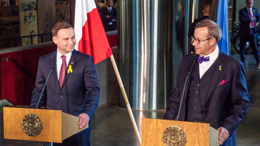  Andrzejus Duda ir Toomas Hendrikas Ilvesas