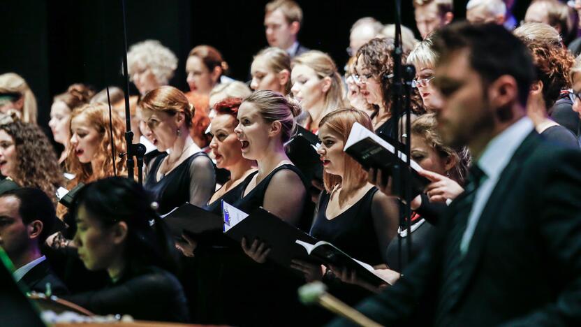 Koncertas "Karo Requiem"