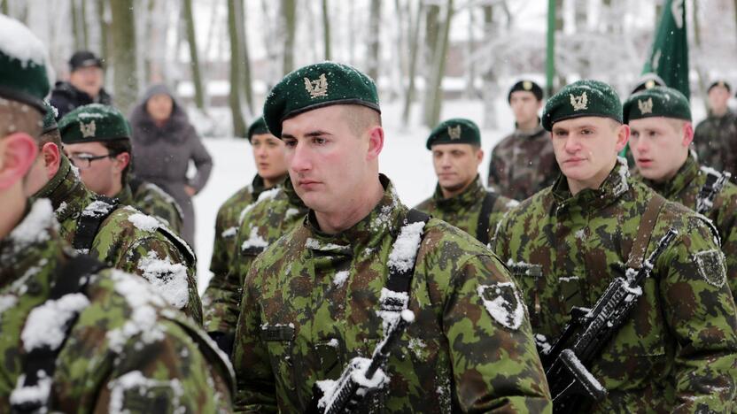 Žuvusiųjų pagerbimo ceremoniją prie paminklo 1923 m. sukilimo dalyviams