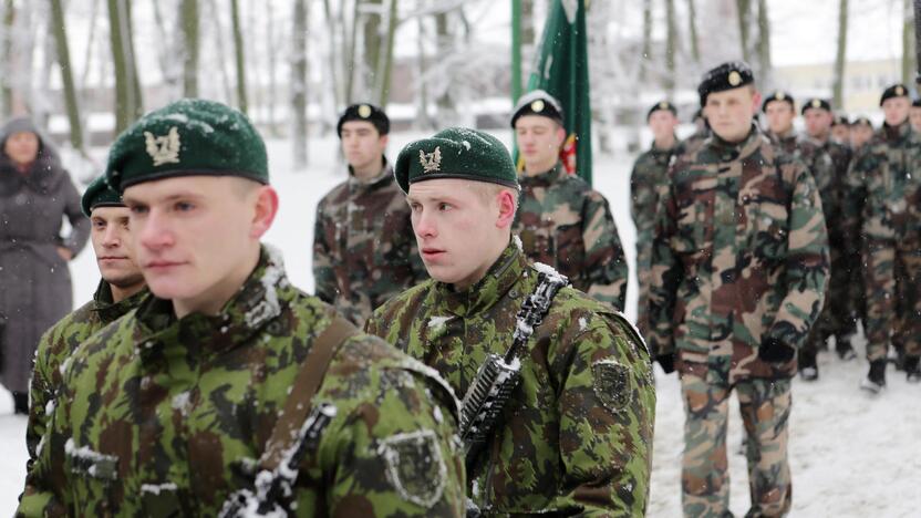 Žuvusiųjų pagerbimo ceremoniją prie paminklo 1923 m. sukilimo dalyviams