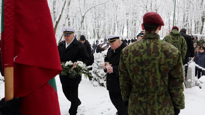 Žuvusiųjų pagerbimo ceremoniją prie paminklo 1923 m. sukilimo dalyviams