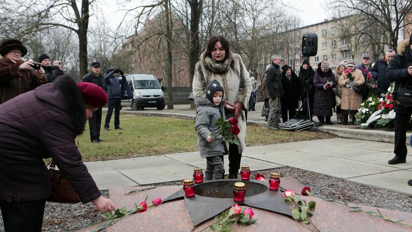 Veteranai minėjo raudonosios armijos įžengimo į Klaipėdą metinės