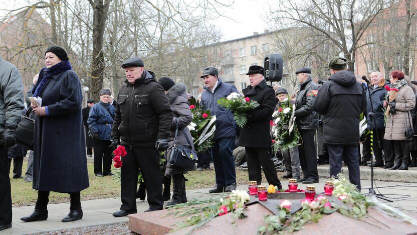 Veteranai minėjo raudonosios armijos įžengimo į Klaipėdą metinės