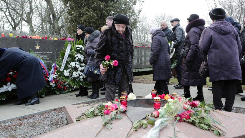 Veteranai minėjo raudonosios armijos įžengimo į Klaipėdą metinės