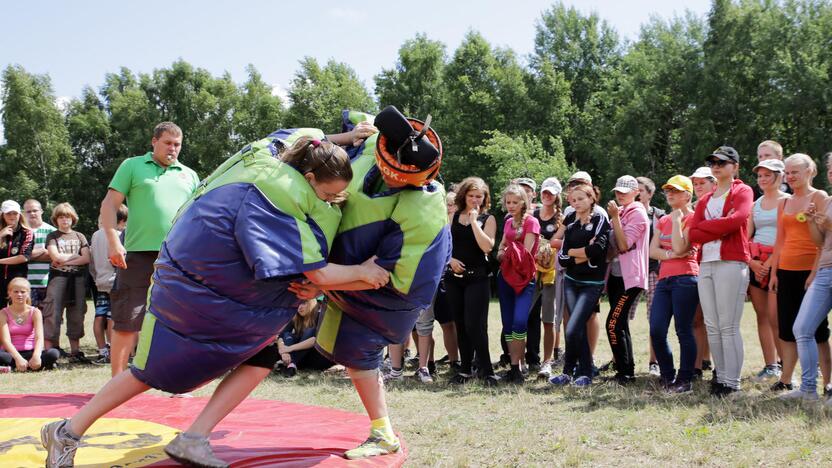 Vaikų stovykla dragūnuose