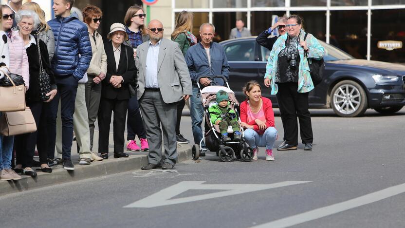 Klaipėdoje į atsargą išlydėti pirmieji šauktiniai