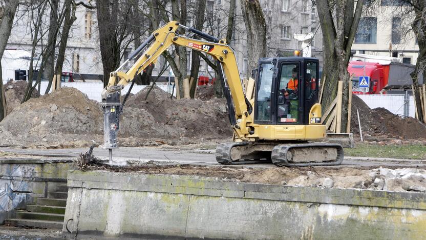 Dangės skvero rekonstrukcijai – išbandymai