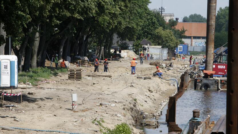 Dangės skveras: prašoma pratęsti darbų terminą