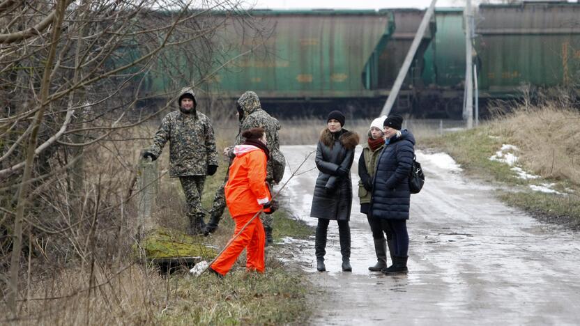 Būrys policininkų ir savanorių ieško dingusio vaikino 