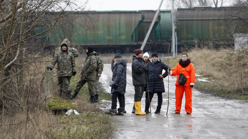 Būrys policininkų ir savanorių ieško dingusio vaikino 