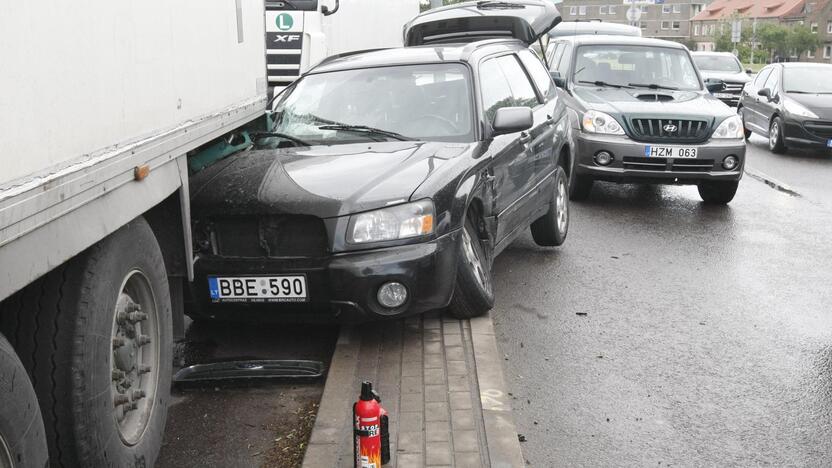 Avarija Naujojo Uosto gatvėje