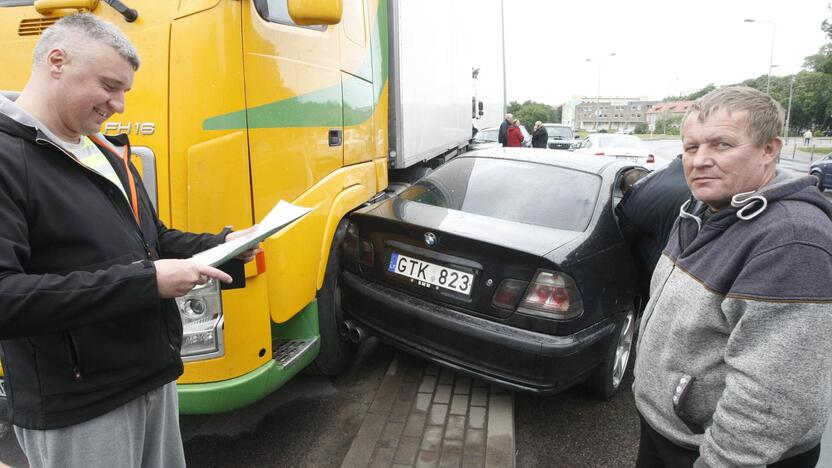 Avarija Naujojo Uosto gatvėje