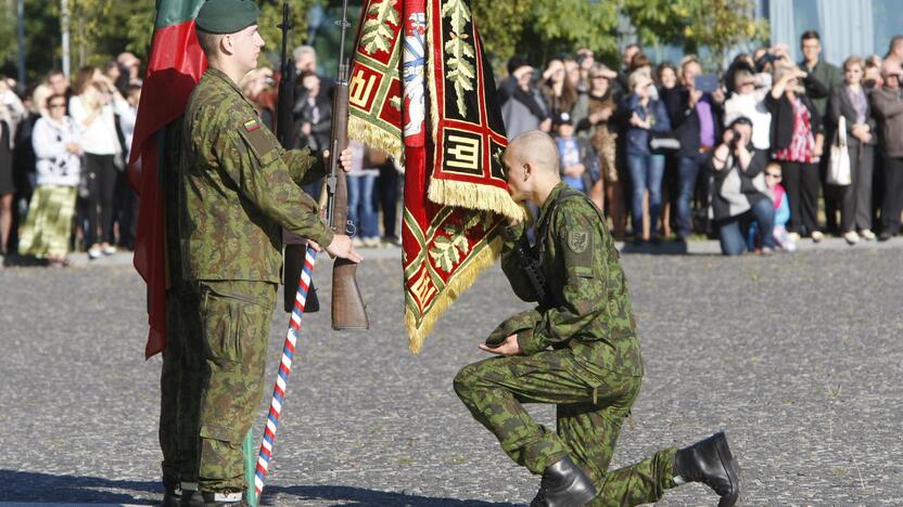 Savanorių karo priesaika