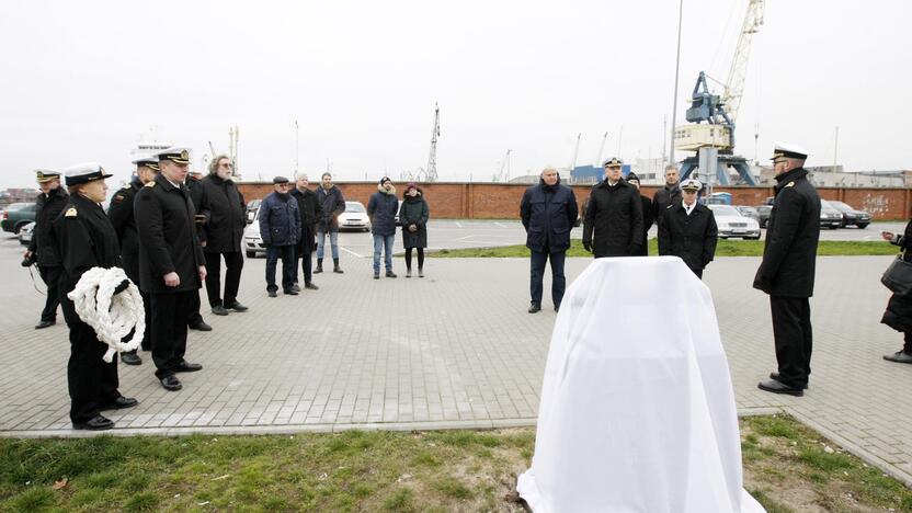 Laivo knechto atidengimo ceremonija