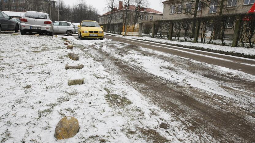 Užkliuvo vieta krepšinio aikštelei