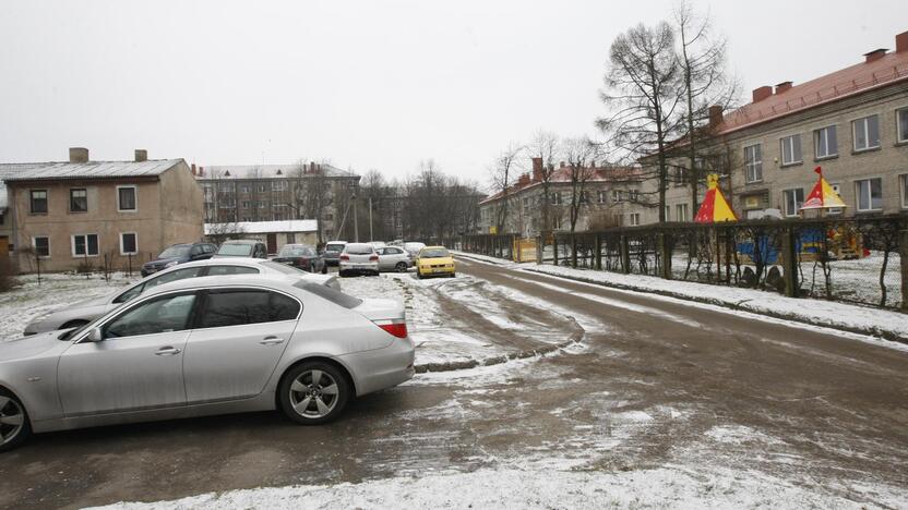 Užkliuvo vieta krepšinio aikštelei