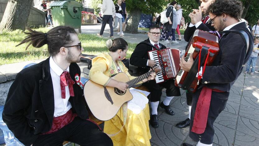 Šventė su geros nuotaikos užtaisu