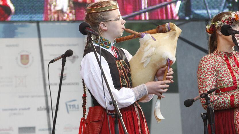 Šventė su geros nuotaikos užtaisu