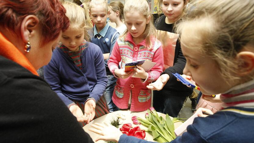 Skaitykloje suplasnojo Kalėdų angelai