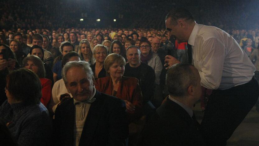 Šventę vainikavo griausmingas grupės „Antis“ koncertas