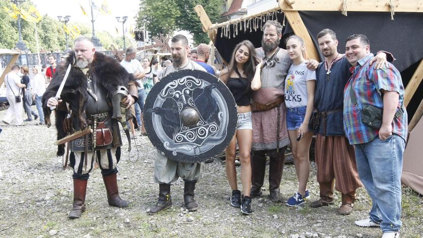 Kuršių ir vikingų stovykla