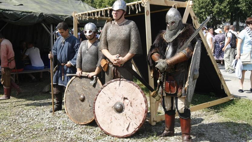 Kuršių ir vikingų stovykla