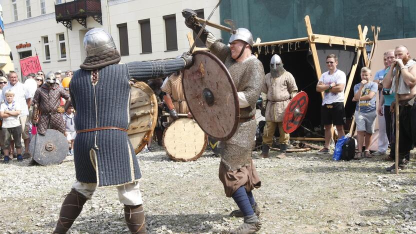 Kuršių ir vikingų stovykla