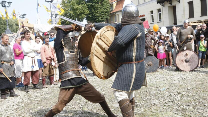 Kuršių ir vikingų stovykla