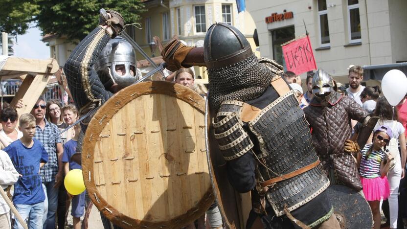 Kuršių ir vikingų stovykla