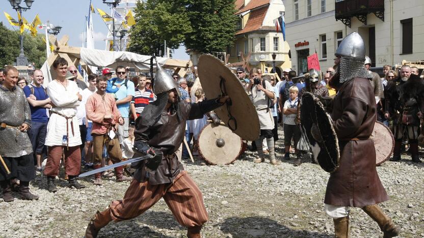 Kuršių ir vikingų stovykla