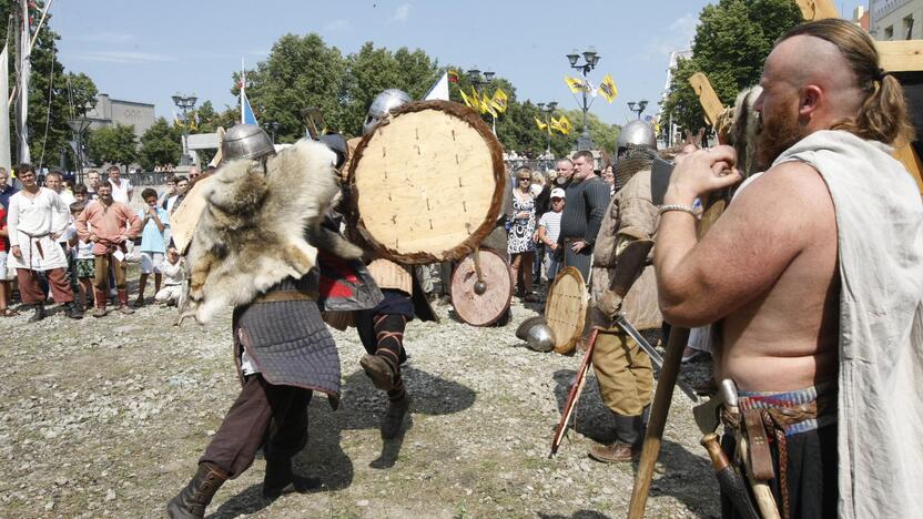 Kuršių ir vikingų stovykla