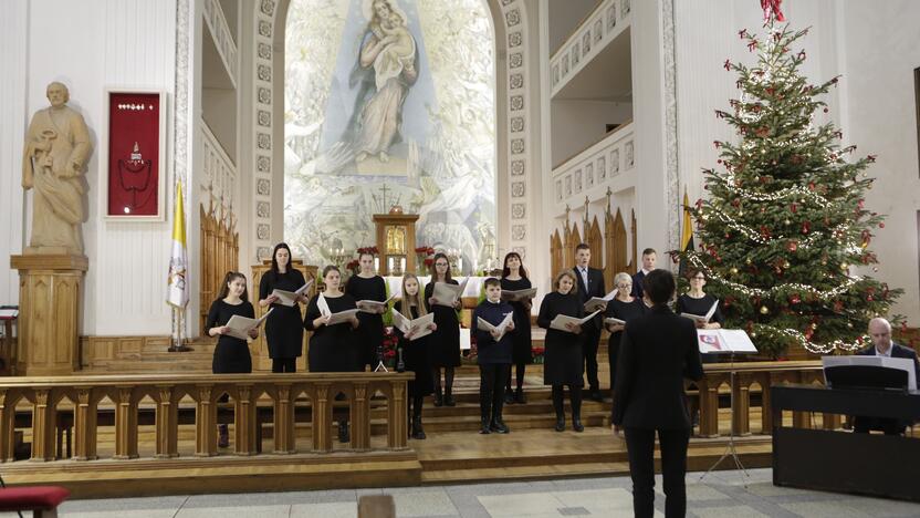 Marijos Taikos Karalienės bažnyčioje skambėjo sakralinės giesmės